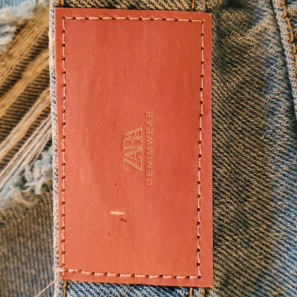 Zara Ripped High-Rise Rigid Fit Mom Ankle Length Jeans Size 6 - Picture 9 of 12